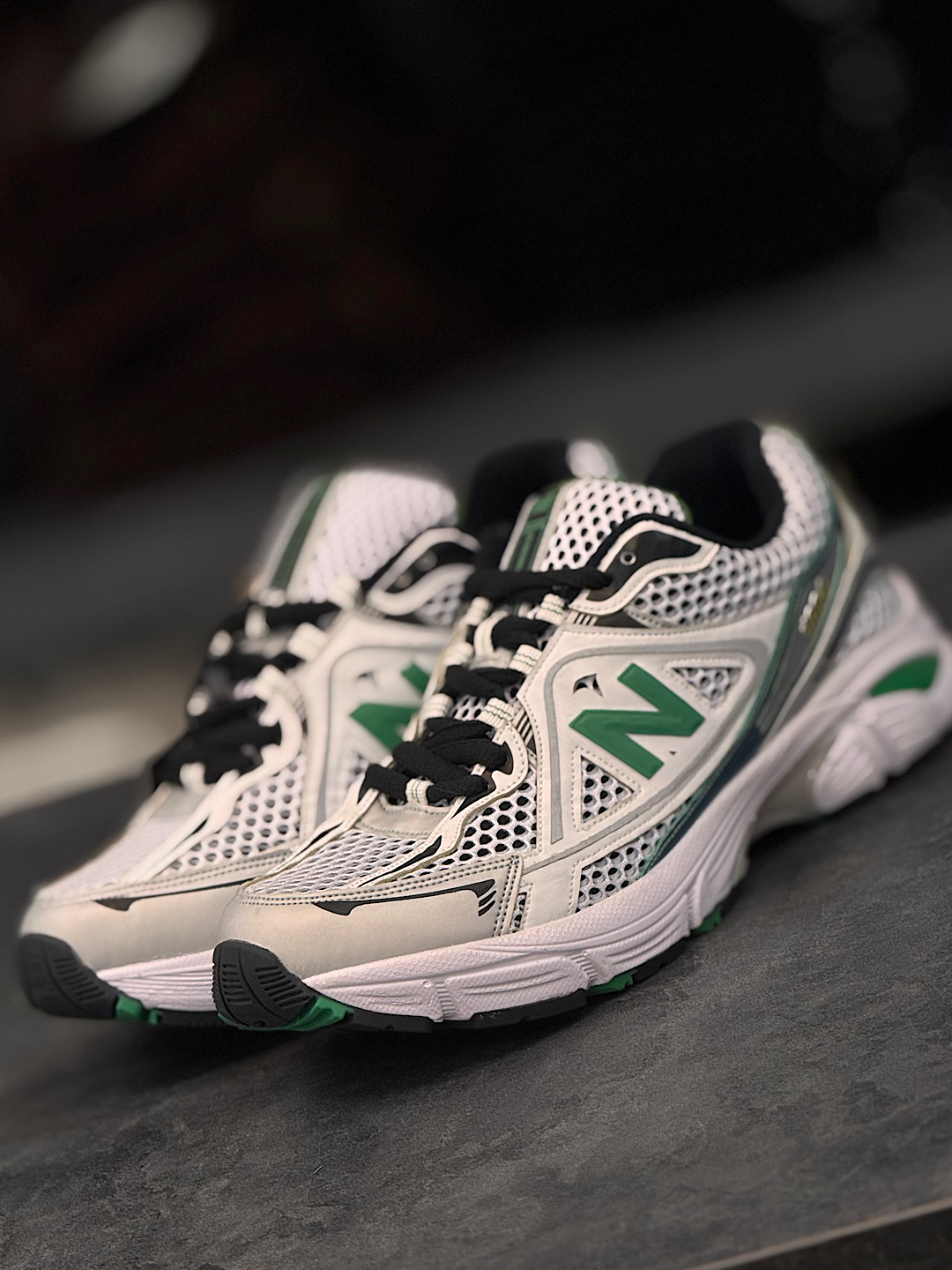 IMG_7886 کتونی نیوبالانس پرسیکا - Image 1